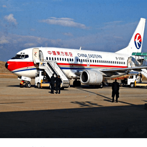 百色航空货运航空快运业稳步发展的原因是什么？